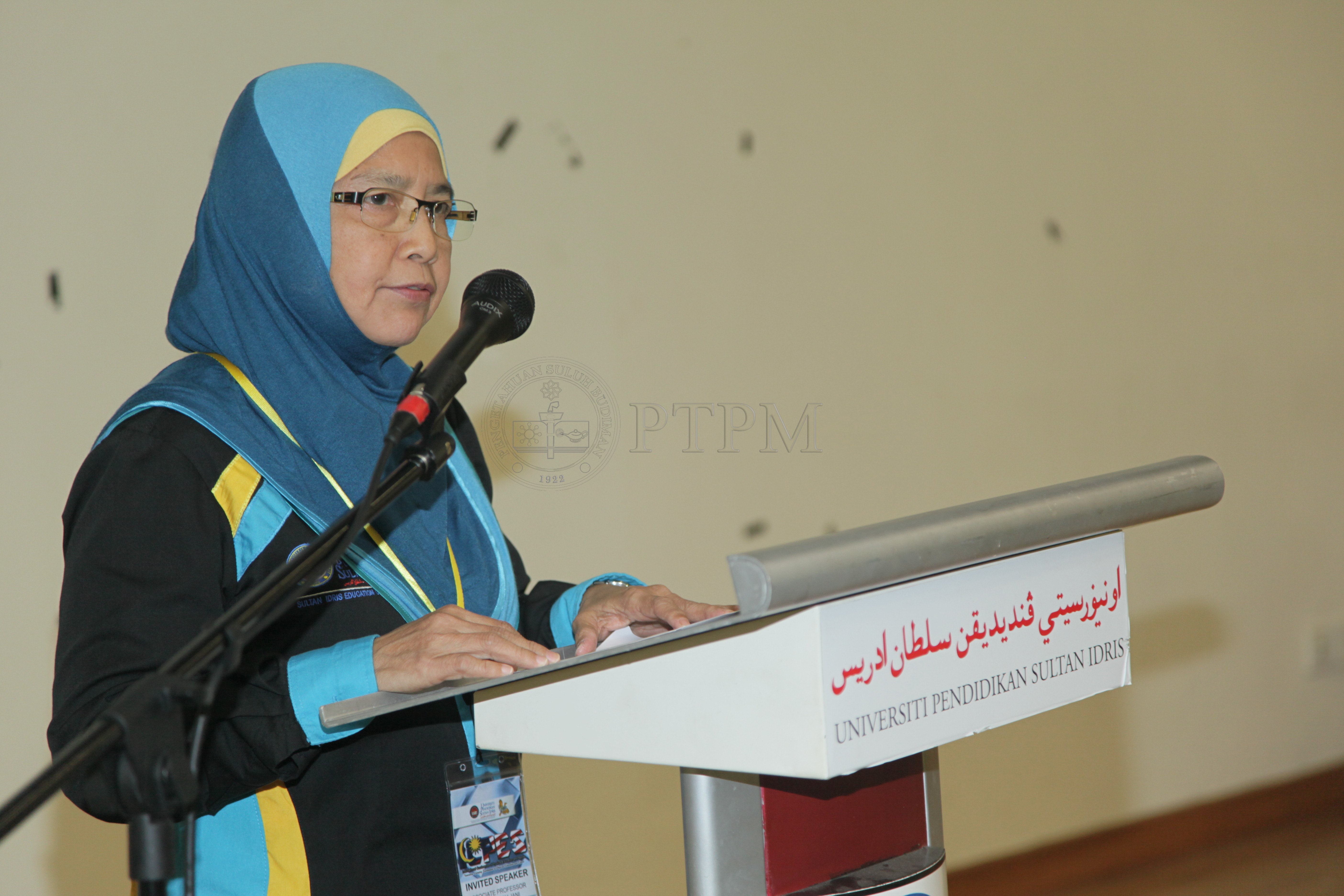 PRO 14 107 KONFREN IMG 0068 (1)